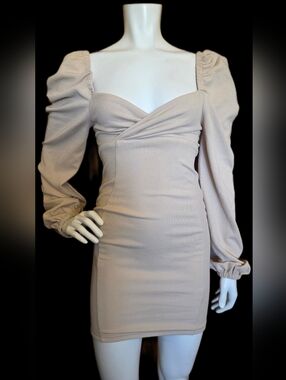 💛 66. Hey Babe Size Small Light Pink Balloon Sleeve Dress